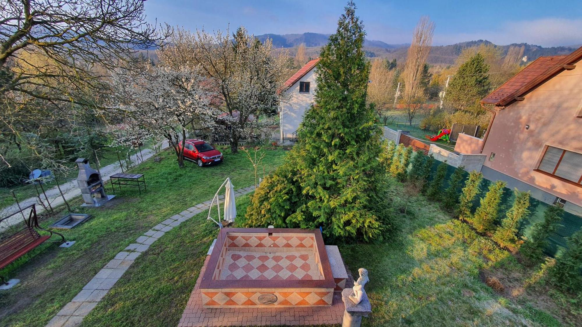Вилла Pilis Hills View Deluxe House With Pool & Ac Near Bp Pilisszentivan Экстерьер фото